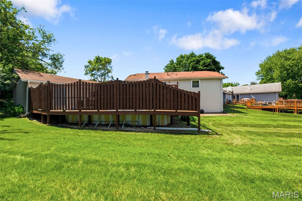 2425 Farnham Court Property Photo 34