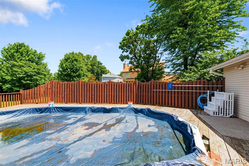 2425 Farnham Court Property Photo 35