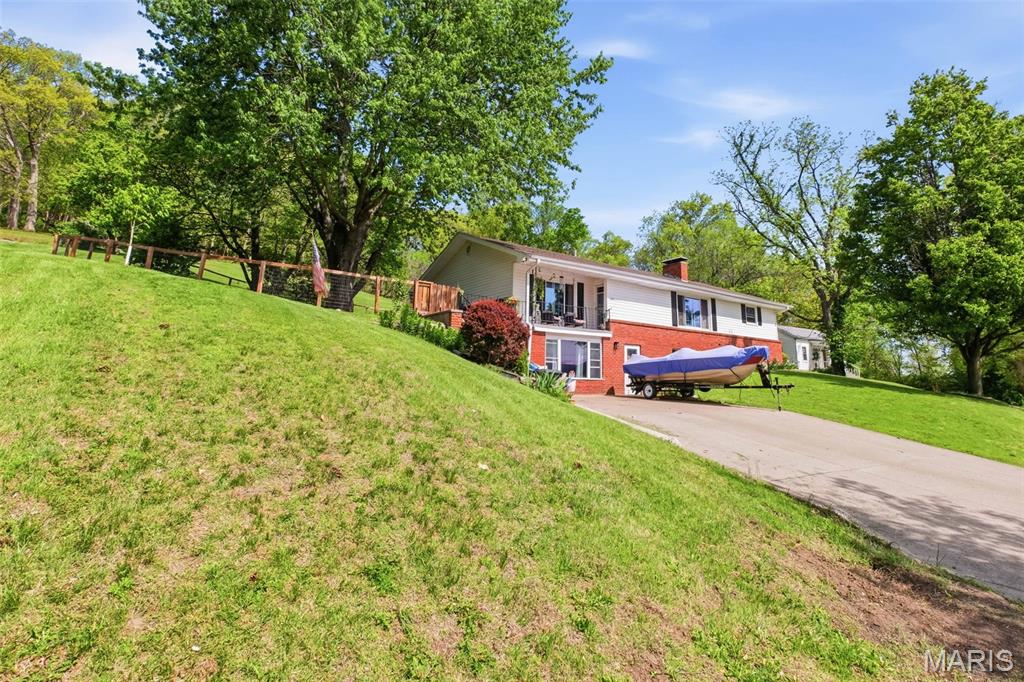 409 Luke Street Property Photo 3