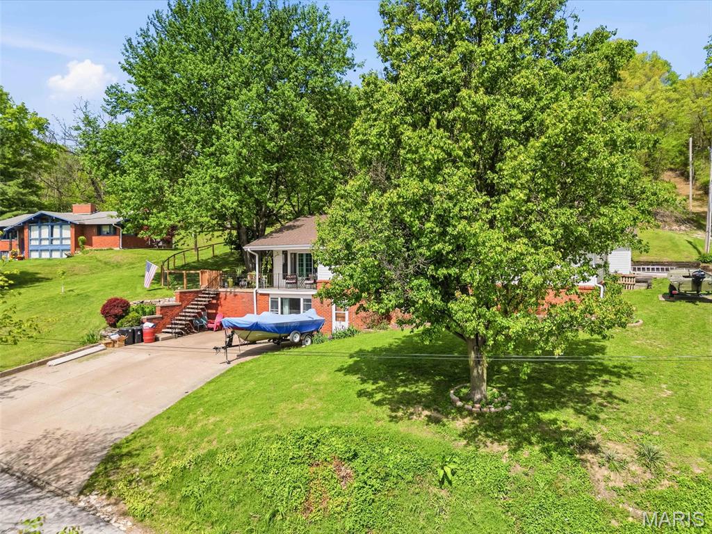409 Luke Street Property Photo 10