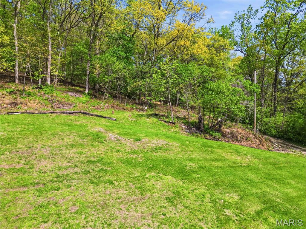 409 Luke Street Property Photo 13