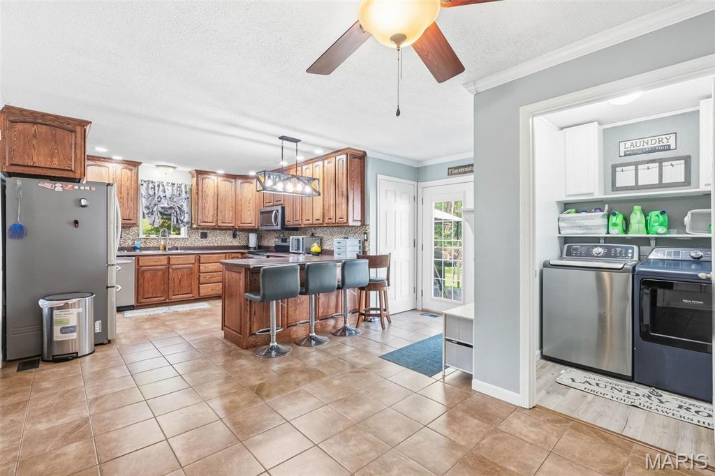 409 Luke Street Property Photo 29