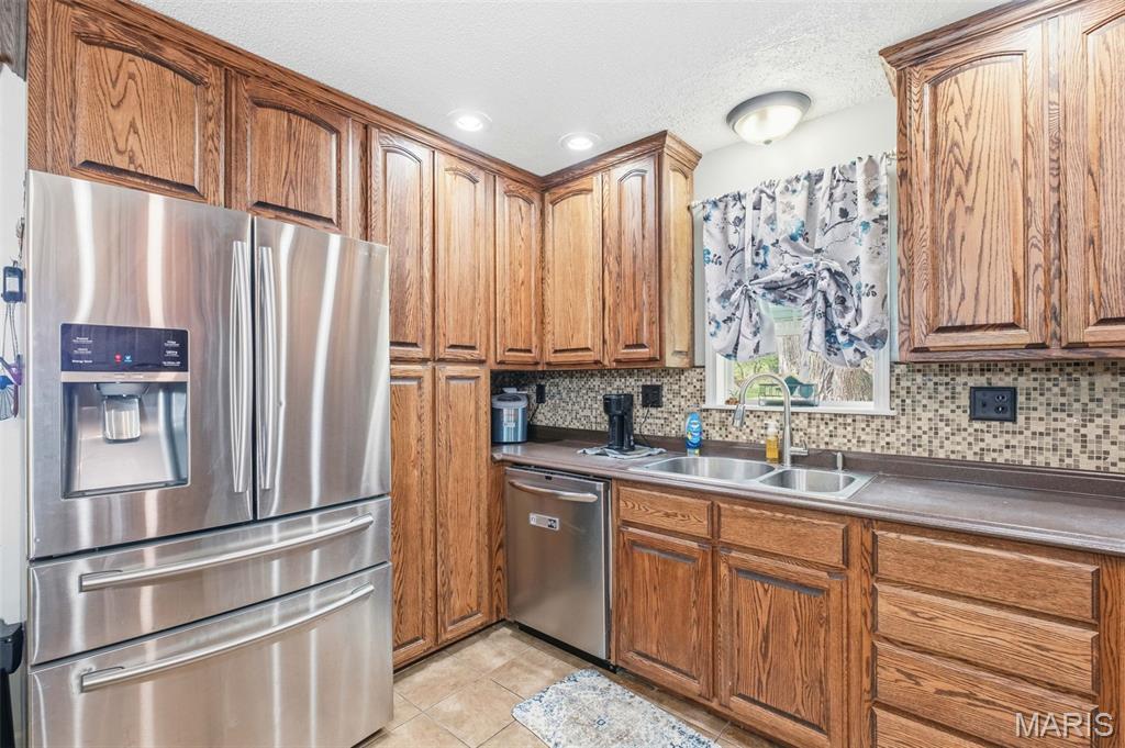 409 Luke Street Property Photo 32