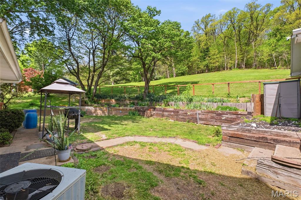 409 Luke Street Property Photo 65