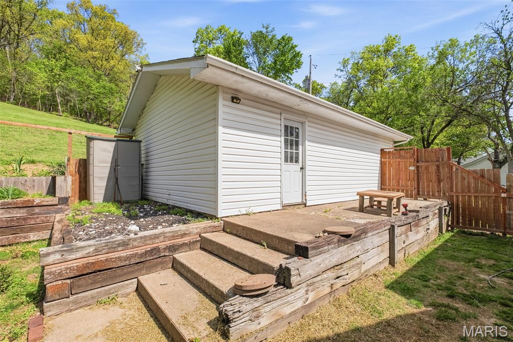 409 Luke Street Property Photo 66