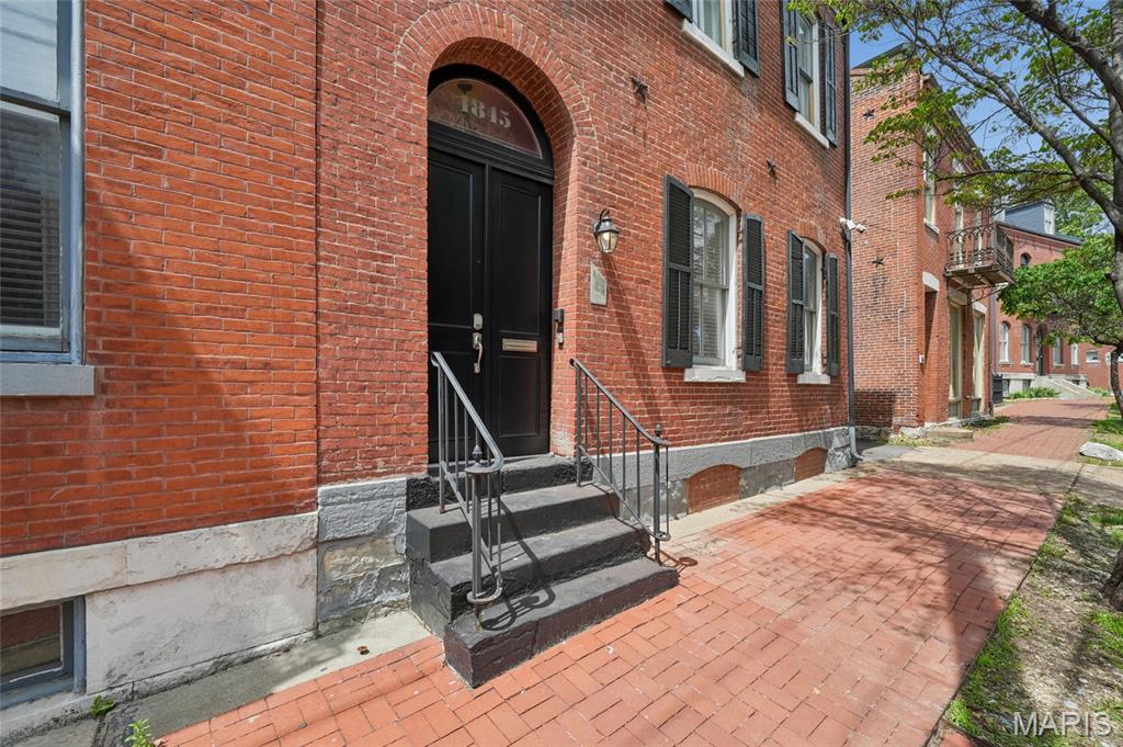 1845 S 9th Street Property Photo 3