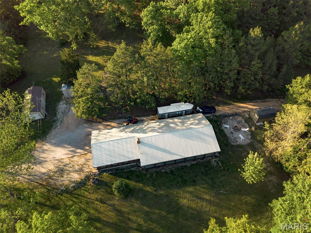 849 County Road 900 Property Photo 2