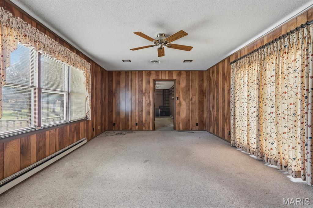 704 Park Street Property Photo 11