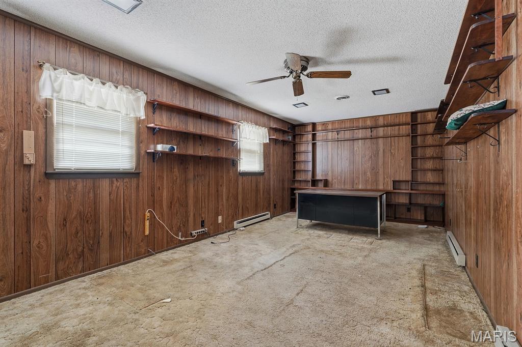 704 Park Street Property Photo 12