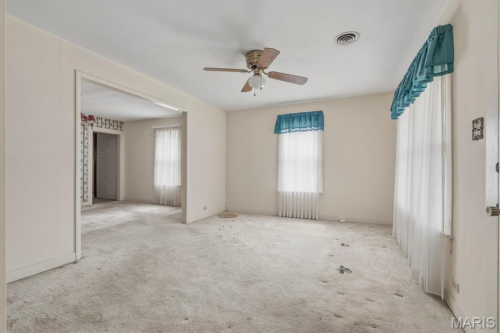 704 Park Street Property Photo 14