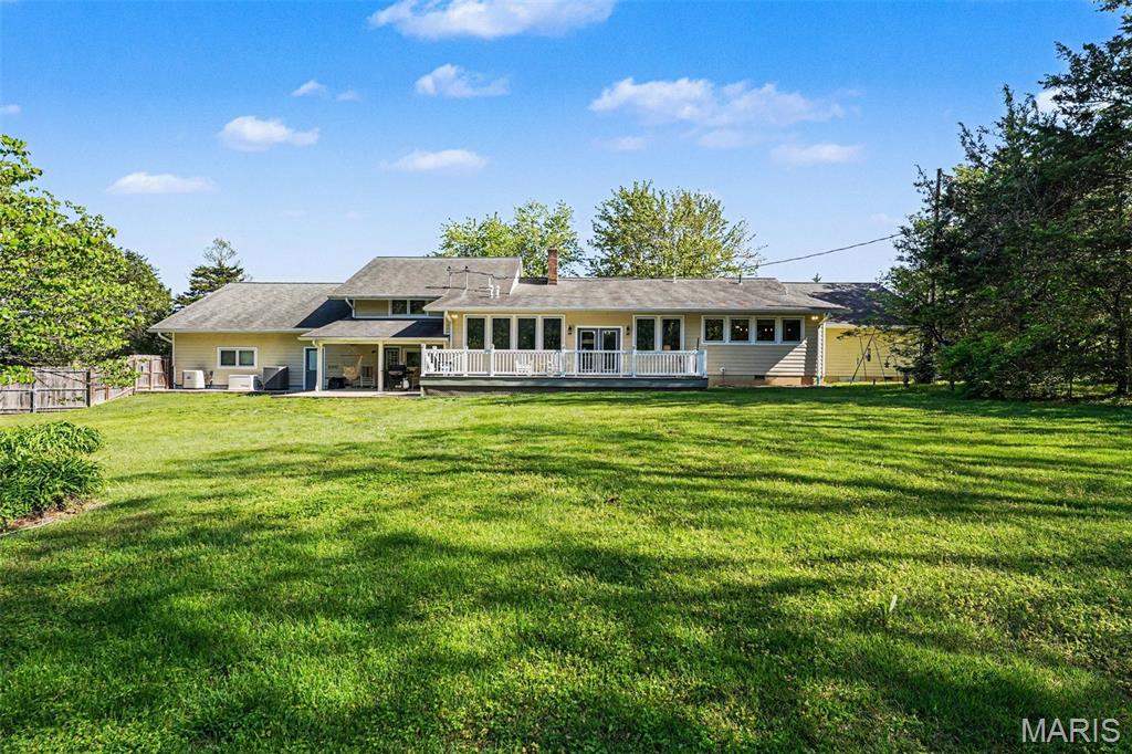 525 Highway Dd Property Photo 10