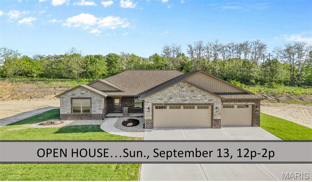 2947 Bluff Ridge Court Property Photo 1