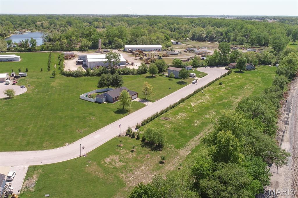 825 Mariana Court Property Photo 3