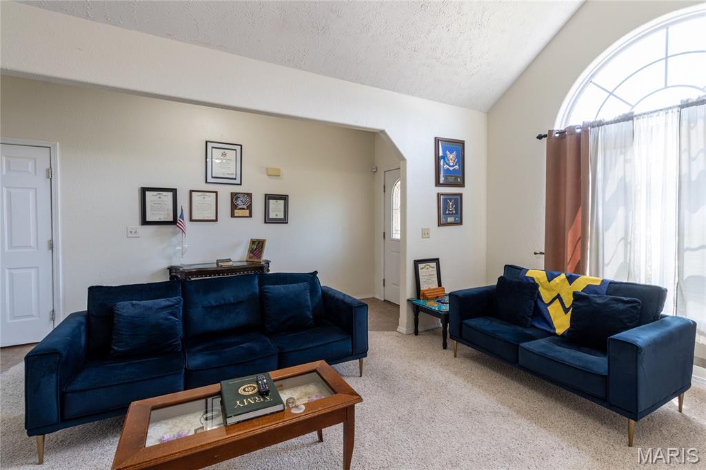 295 Carmel Valley Way Property Photo 6