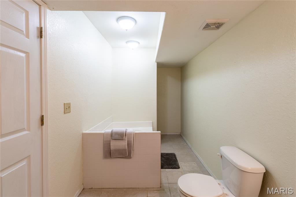 295 Carmel Valley Way Property Photo 27