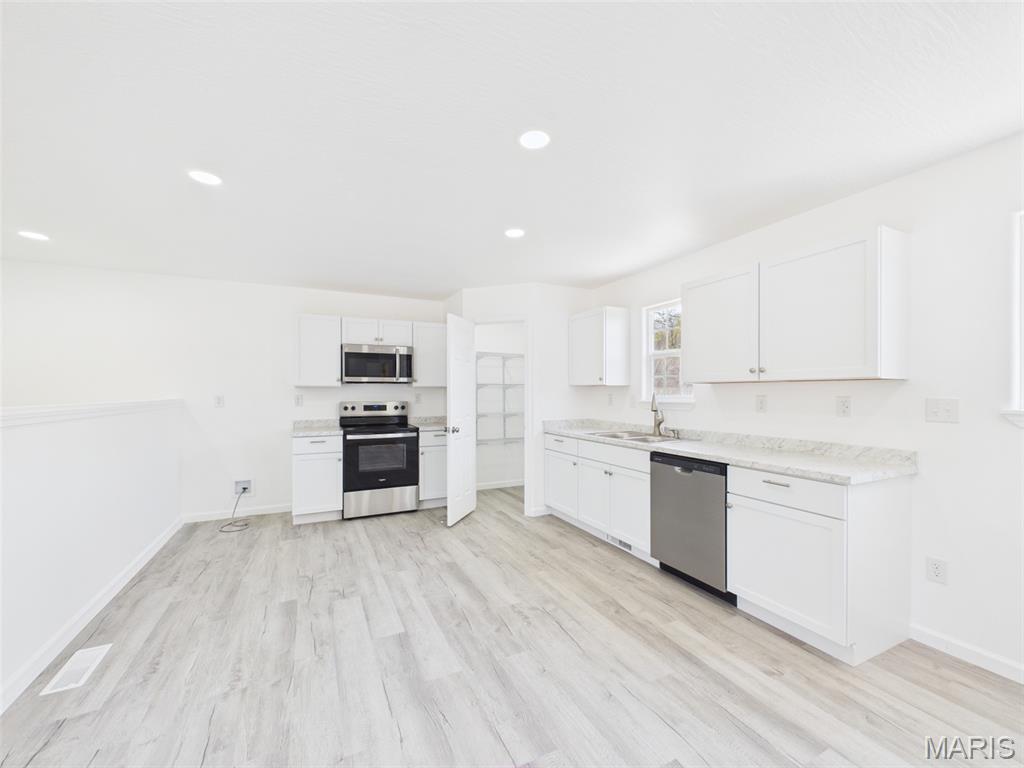 16201 Haidyn Road A & B Property Photo 7