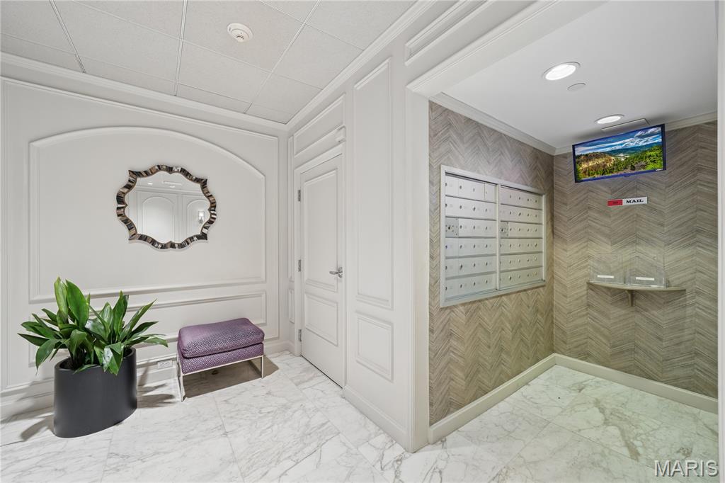 200 S Brentwood Boulevard 7f Property Photo 11