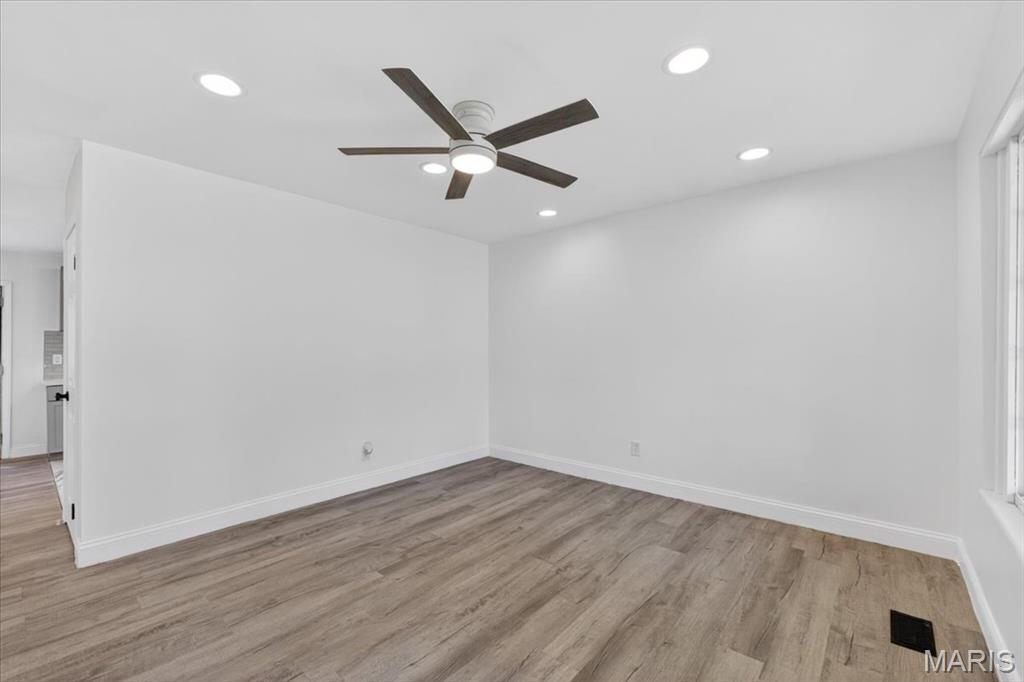 2508 Countess Drive Property Photo 5