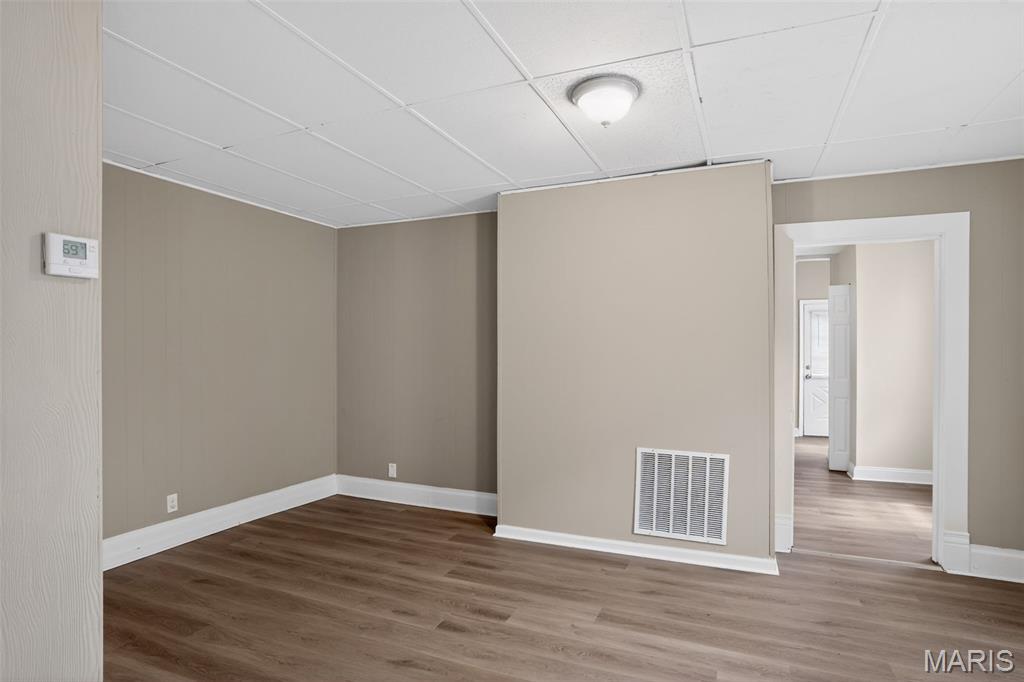 4749 Oldenburg Avenue Property Photo 19