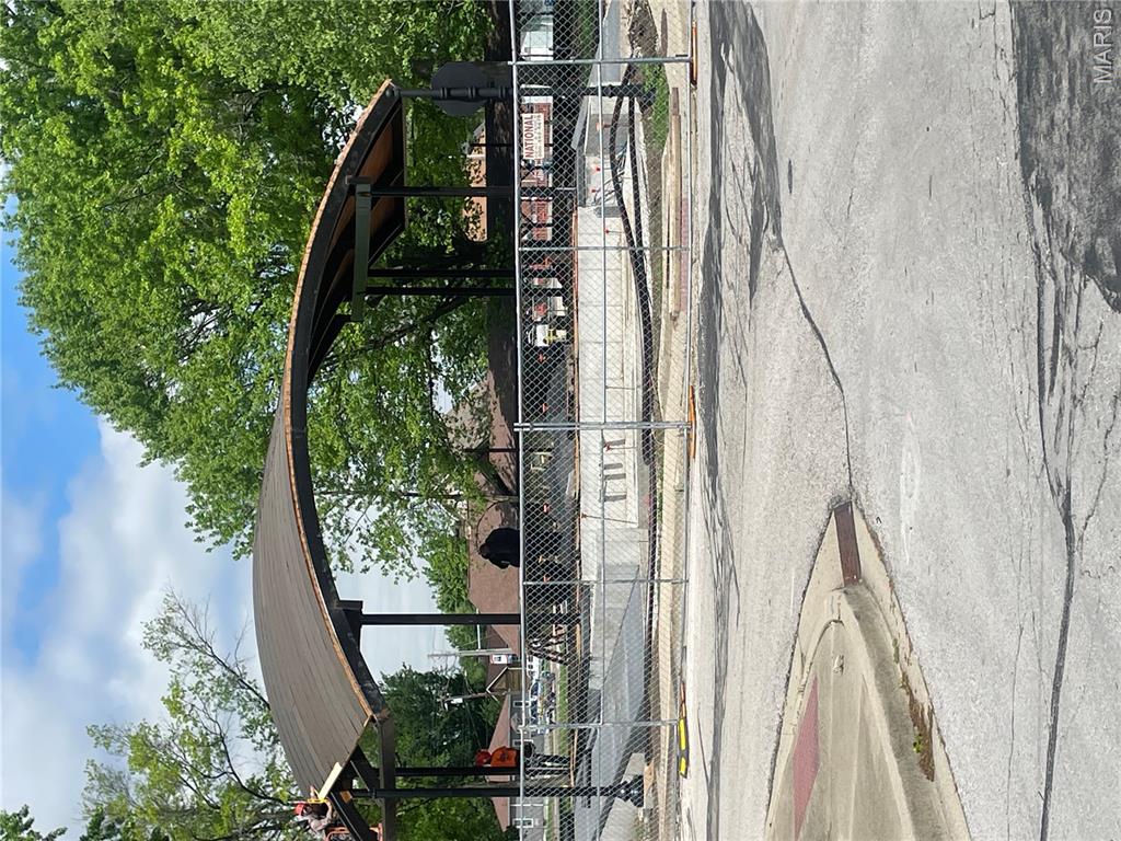 105 S Donk Avenue Property Photo 18