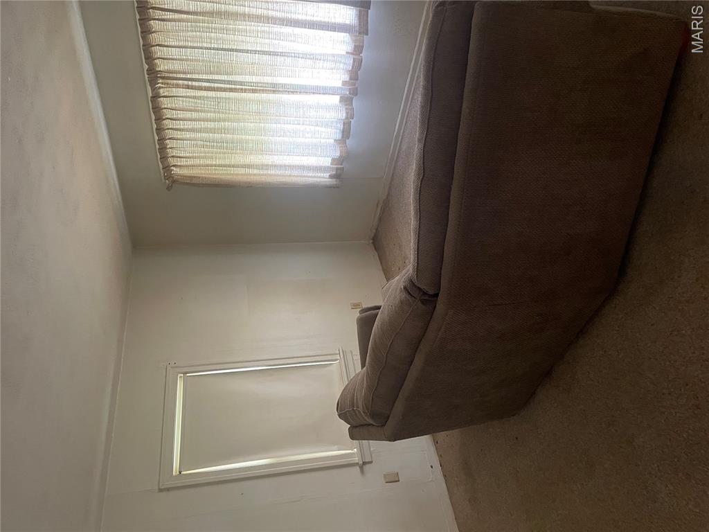 105 S Donk Avenue Property Photo 22