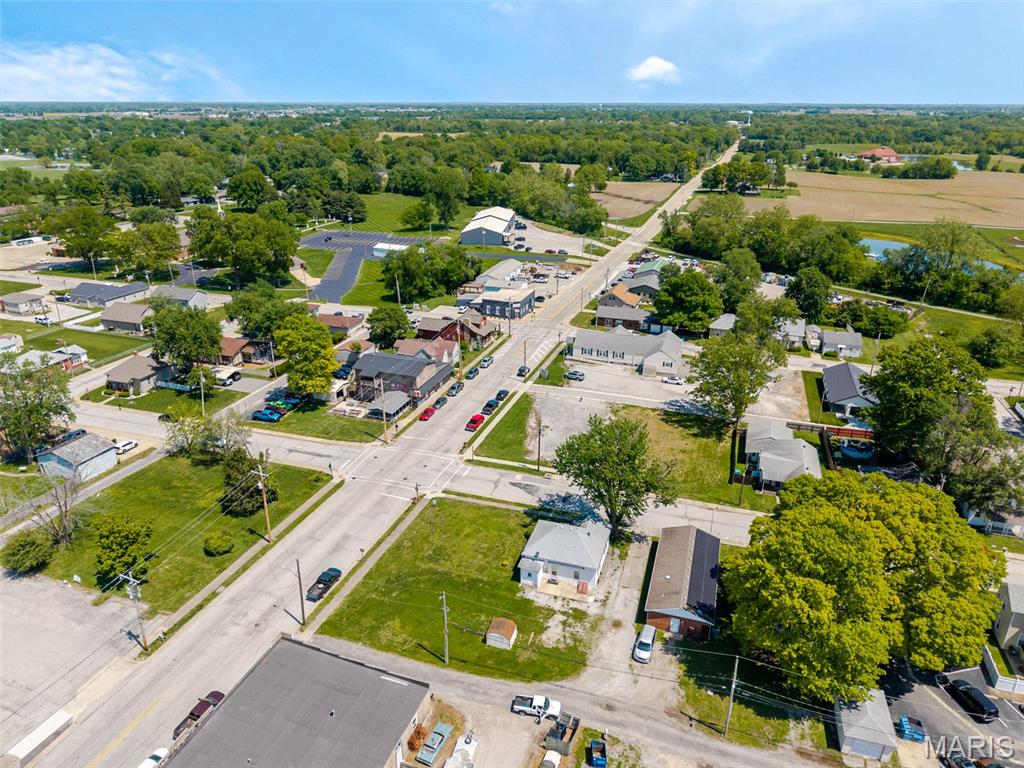 105 S Donk Avenue Property Photo 30