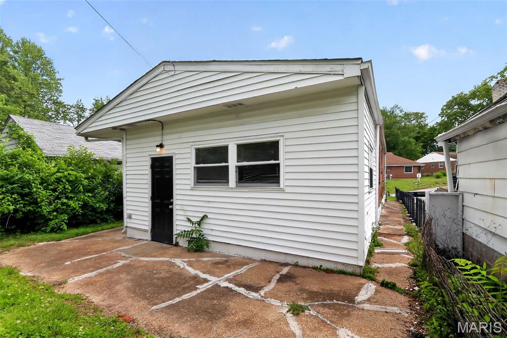 4115 Begg Boulevard Property Photo 7