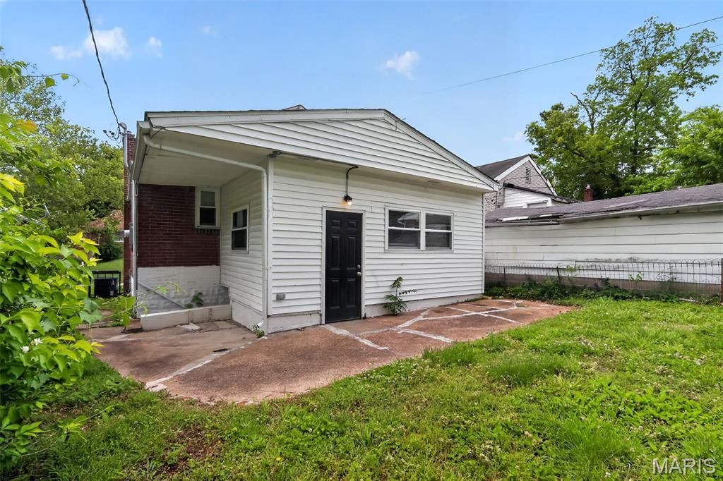 4115 Begg Boulevard Property Photo 8