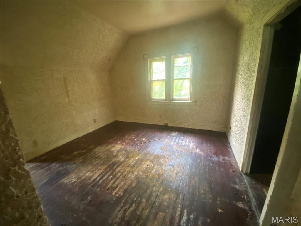 6213 Westerhoff Avenue Property Photo 11