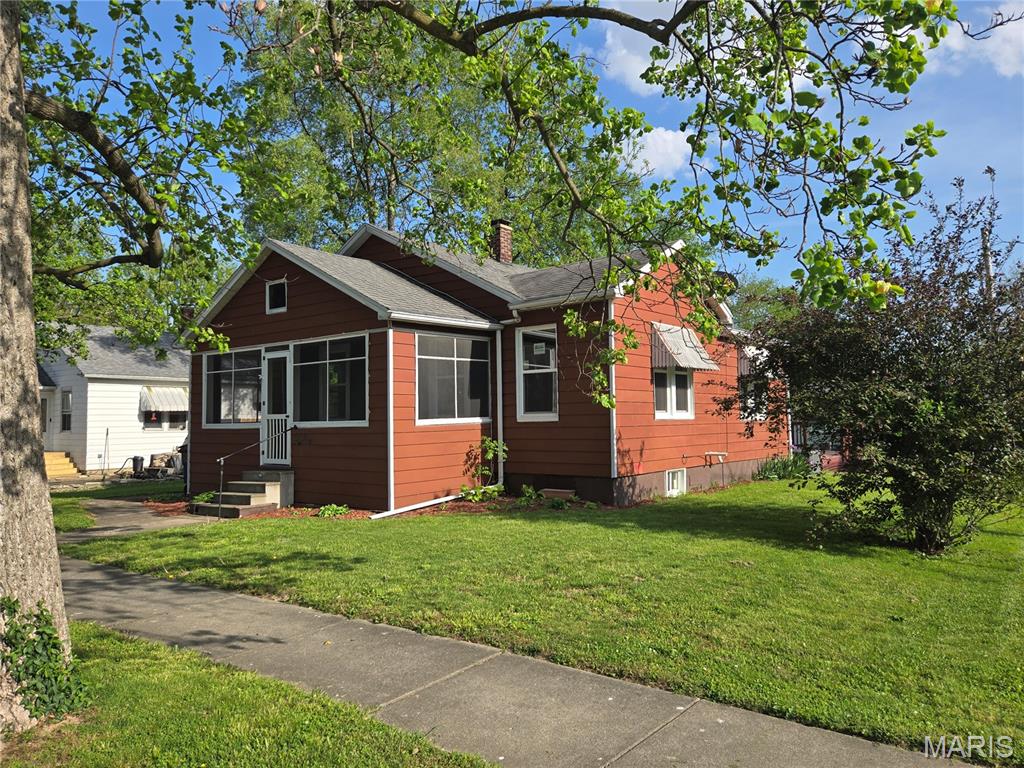 310 E South Avenue Property Photo 2