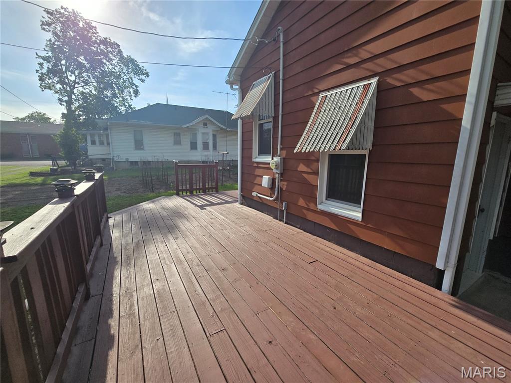 310 E South Avenue Property Photo 25