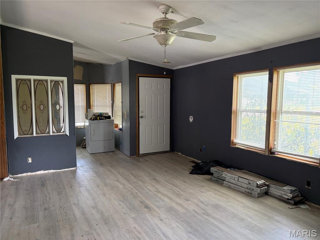 306 W 5th Street Property Photo 2