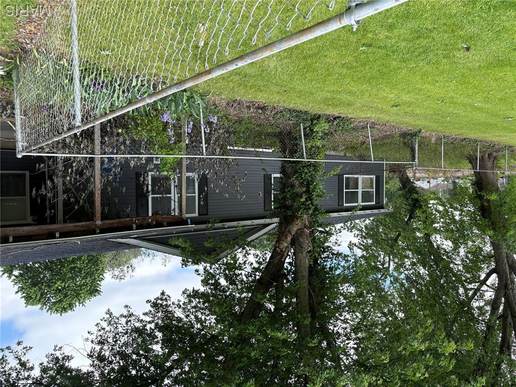 306 W 5th Street Property Photo 25
