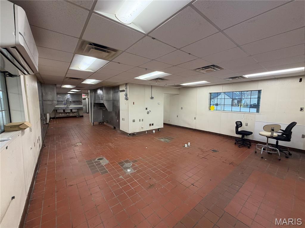 891 E Cherry Street Property Photo 11