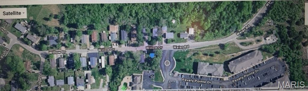 1702 Willow Drive Property Photo 1