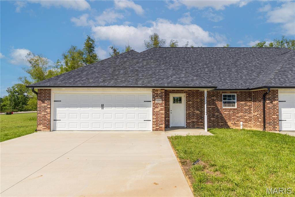 400 E Deerwood Drive