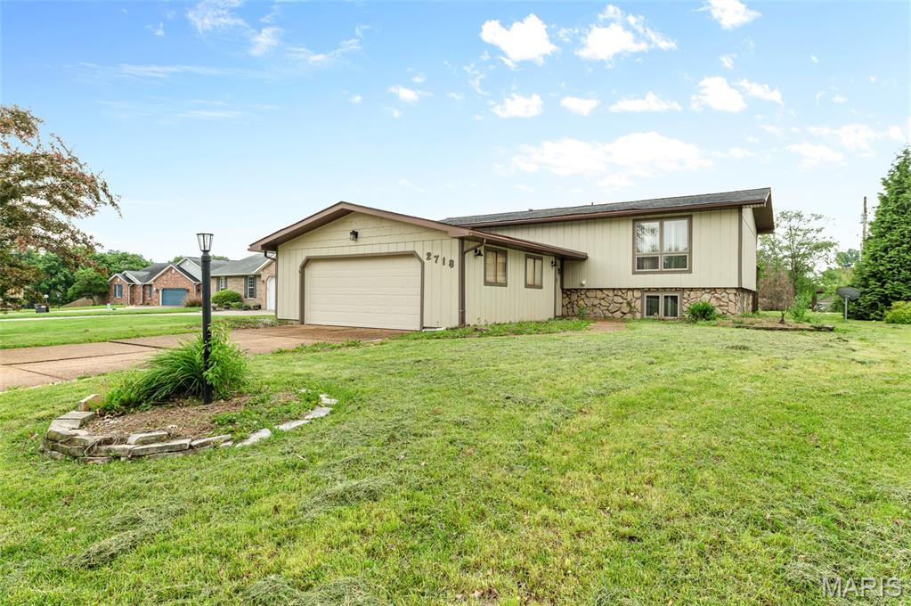 2718 Bryden Property Photo 5
