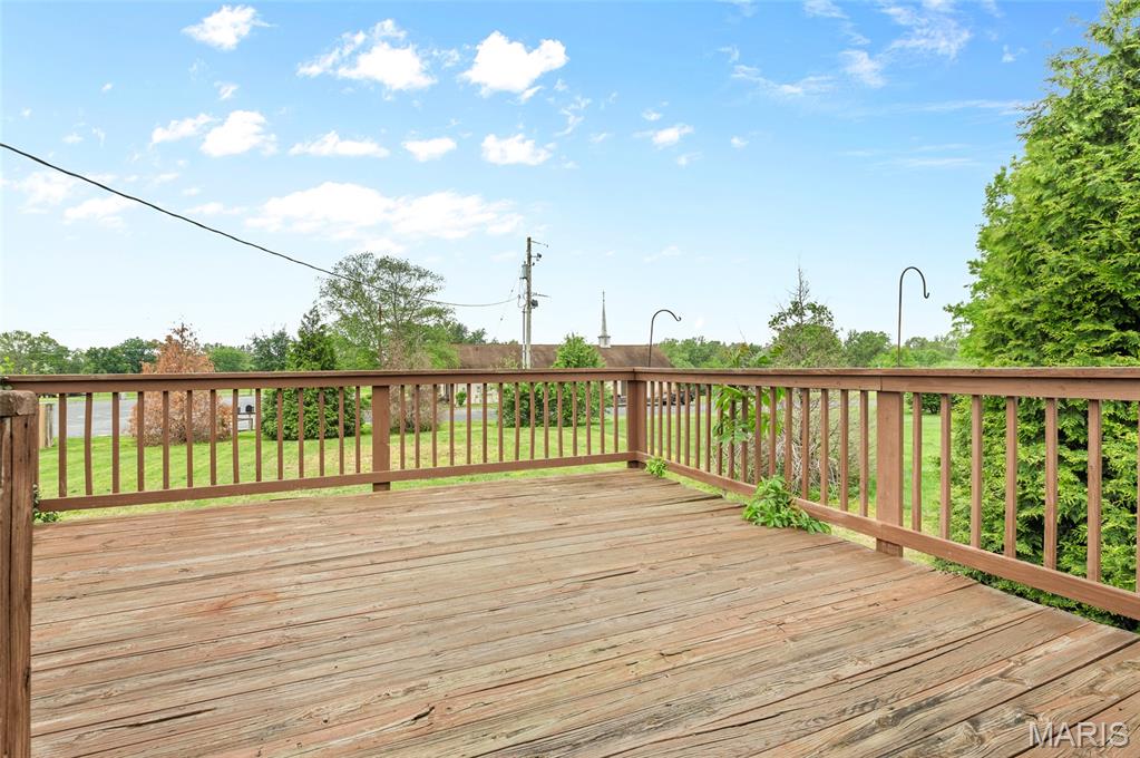 2718 Bryden Property Photo 8