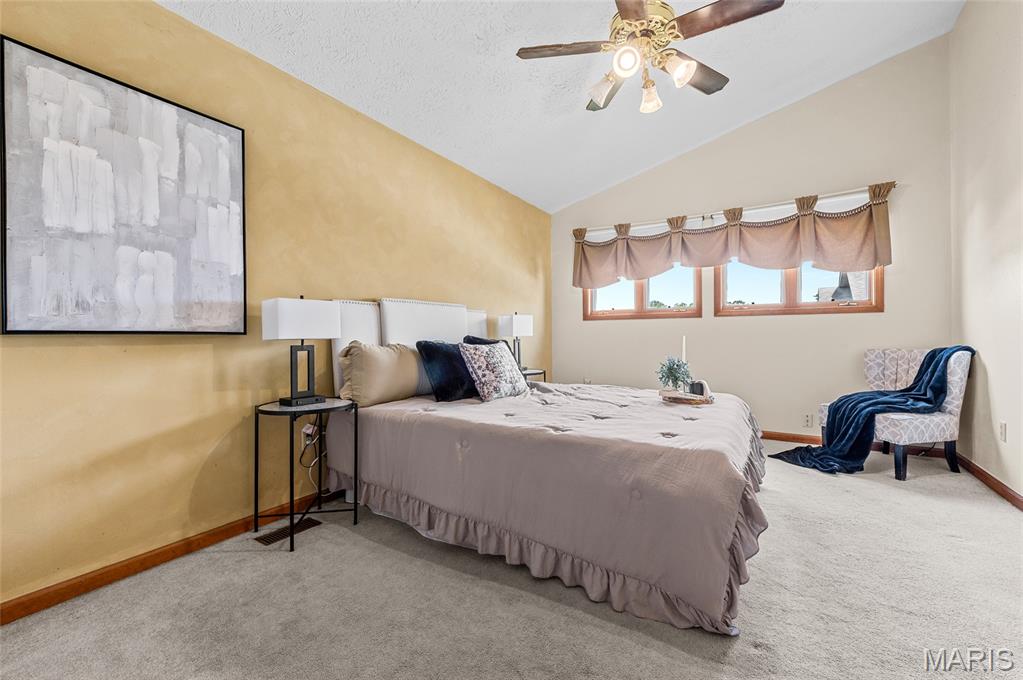 2718 Bryden Property Photo 25