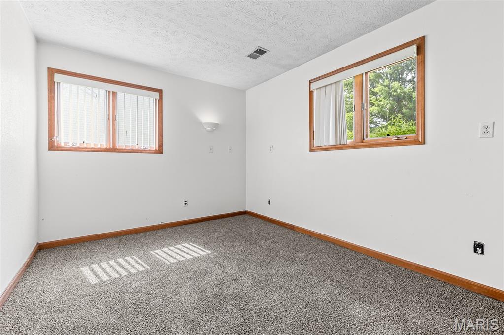 2718 Bryden Property Photo 26