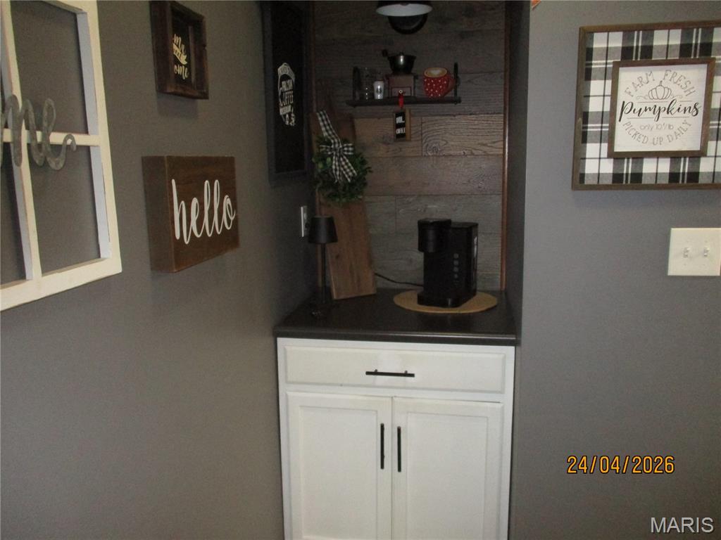 2488 Sanchez Drive Property Photo 4