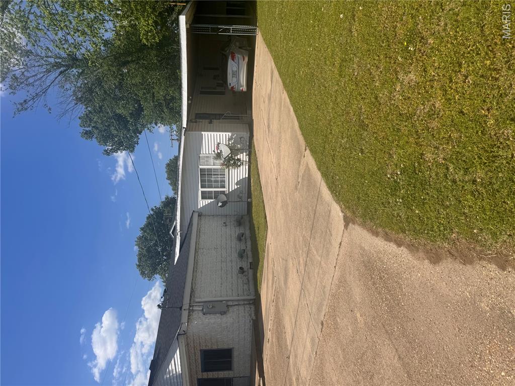115 West Tom Brown Property Photo 2
