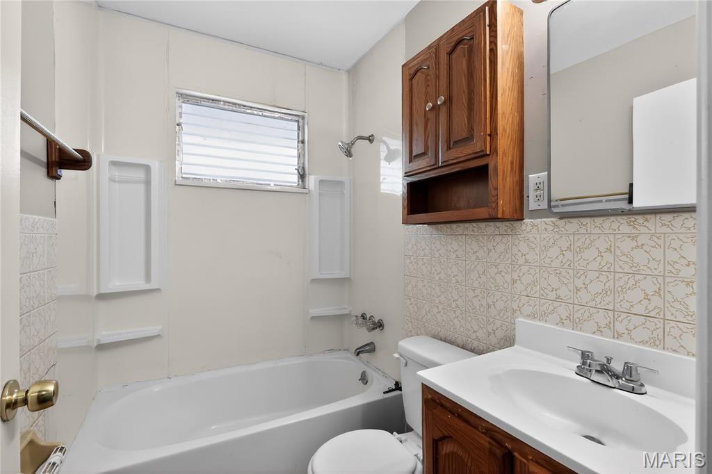 10247 Valley Drive Property Photo 18