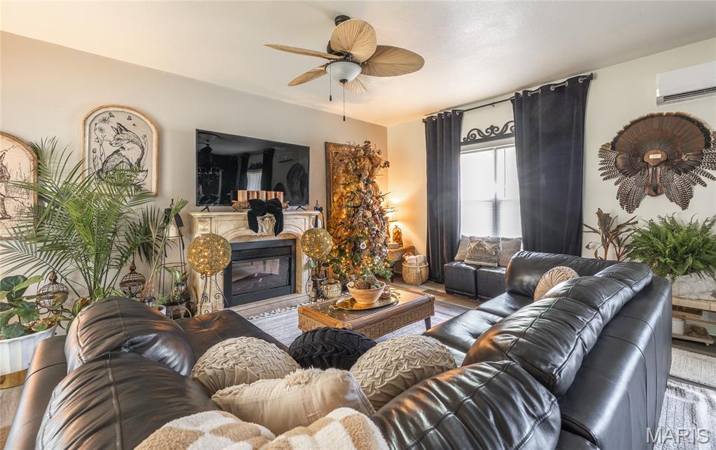 11985 3rd Street Property Photo 13