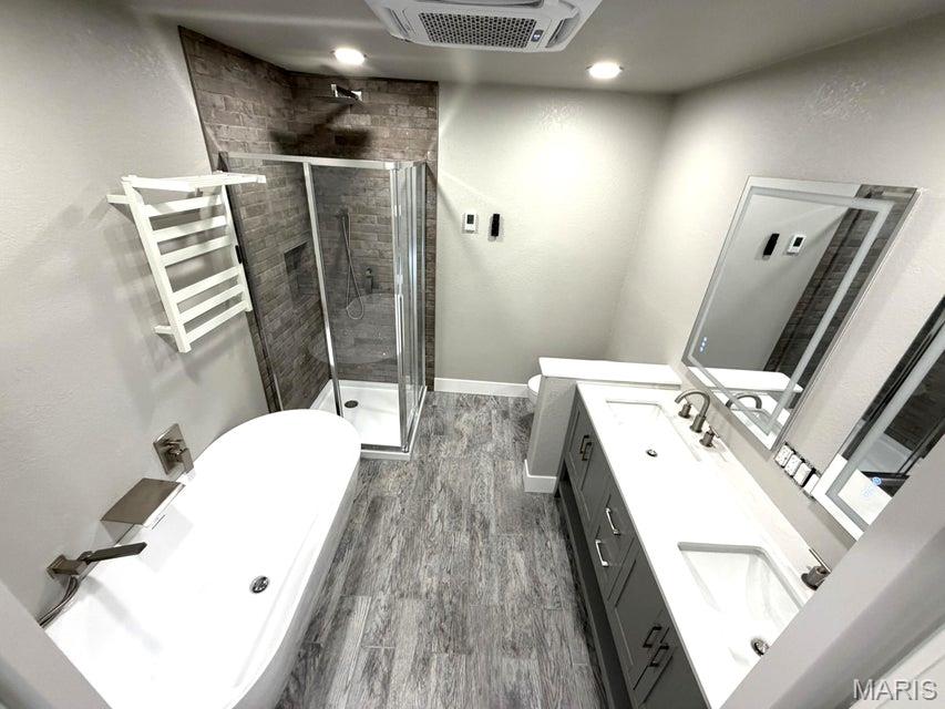 910 N Ash Street Property Photo 9