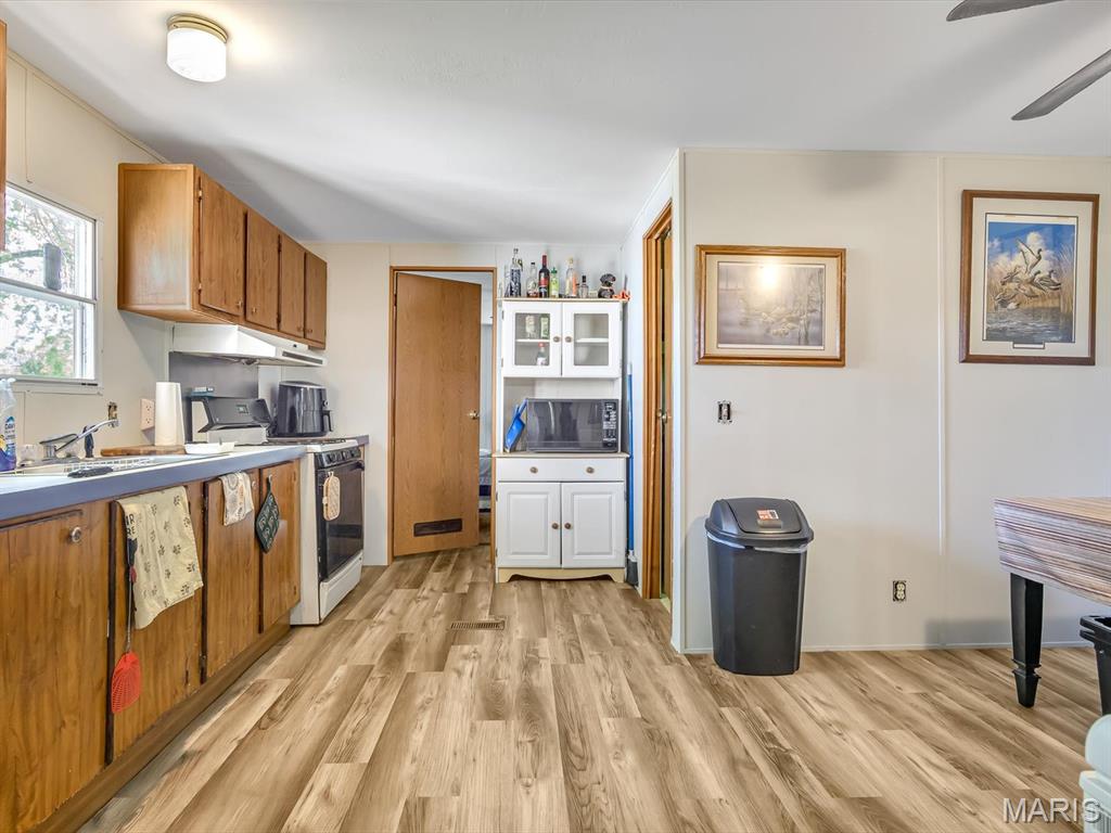 21515 4th Street Property Photo 11