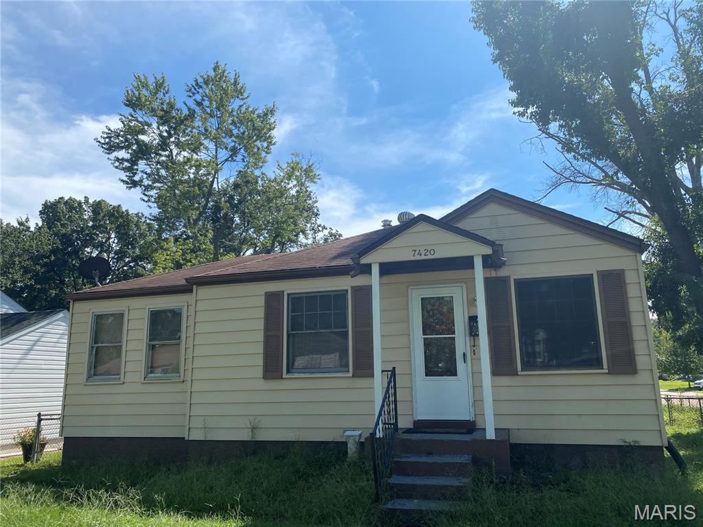 7420 Pleaseway Drive Property Photo 1
