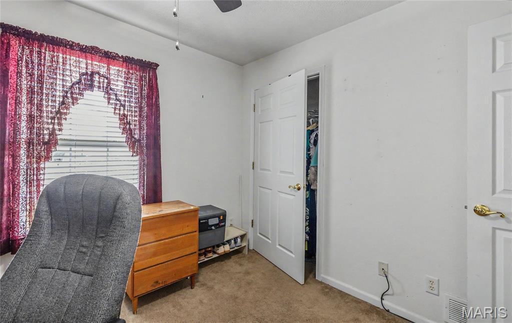 17435 Lori Drive Property Photo 12