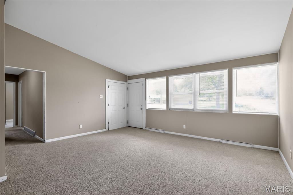 10836 Hallstead Drive Property Photo 5