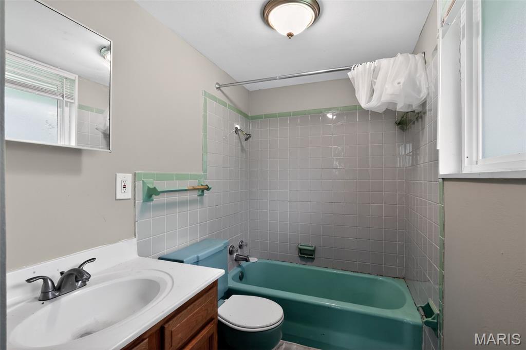 10836 Hallstead Drive Property Photo 21